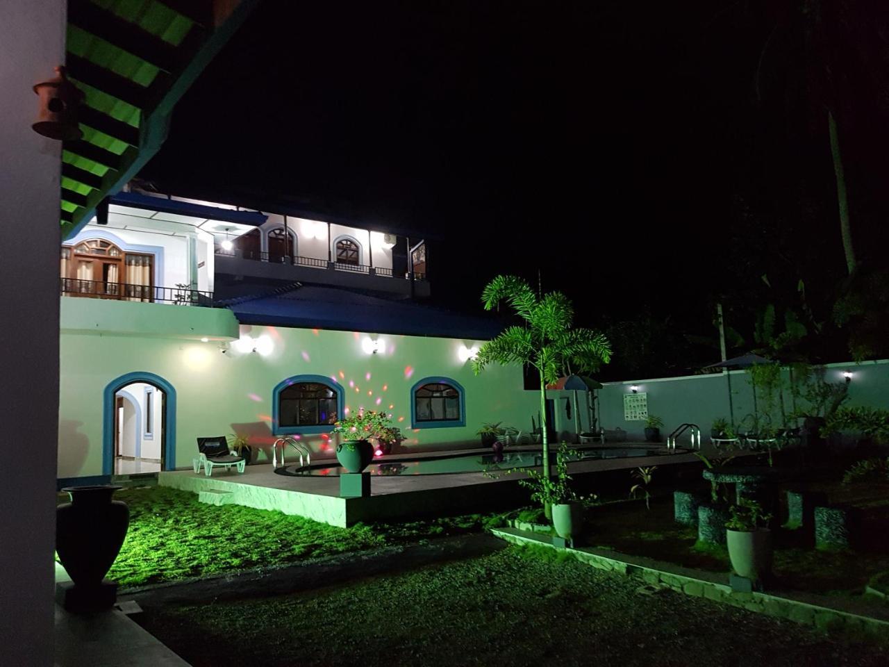 Dhammika Magic Palace วัดดูวา ภายนอก รูปภาพ