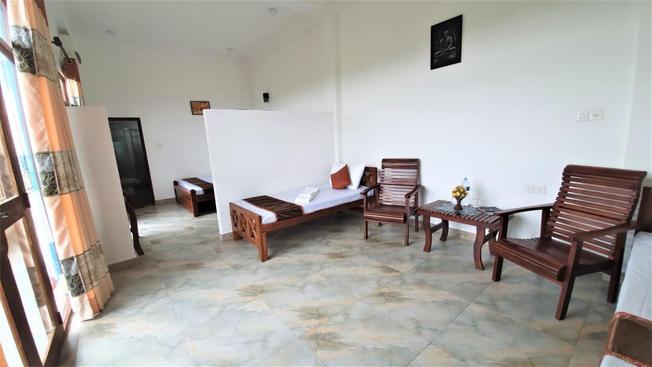 Dhammika Magic Palace วัดดูวา ภายนอก รูปภาพ